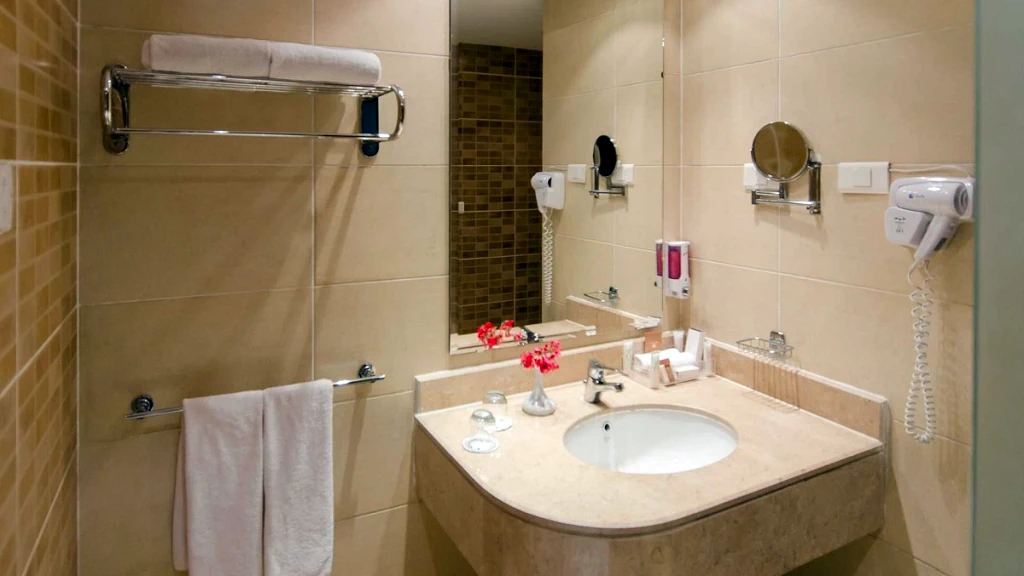 الفندق تيدا سويس إن بلازا & أكوا بارك - العين السخنة